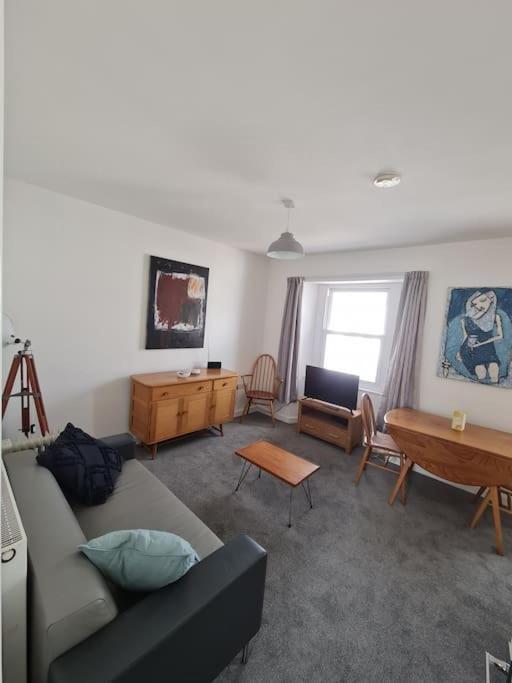 Beautiful And Bright !! Town/Harbour Apartment #2 Penzance Kültér fotó